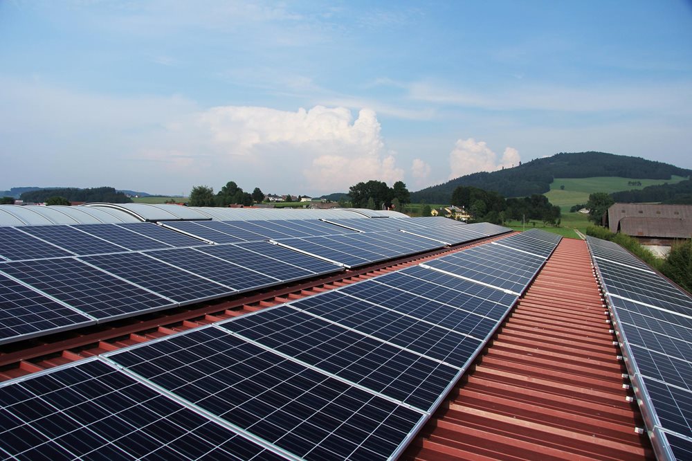Bartoš: Máme další zjednodušení staveb solárních panelů